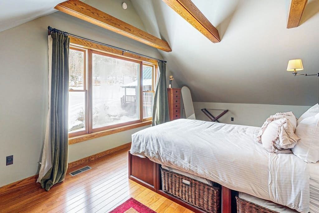 Photo of Bedroom in Bethel