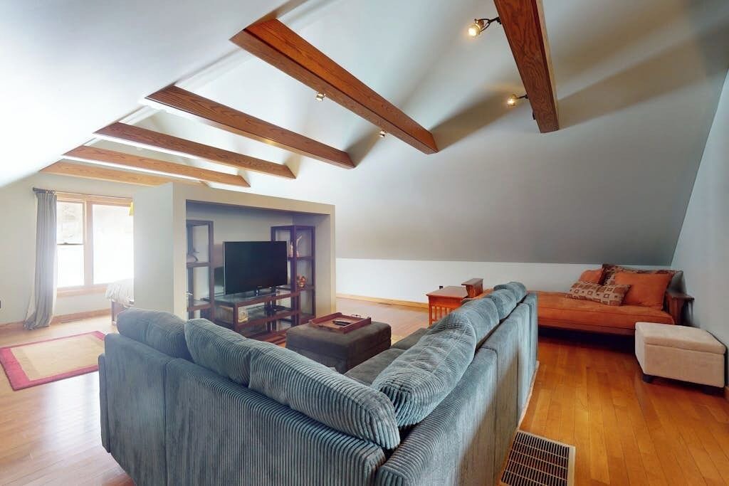 Photo of Livingroom in Bethel