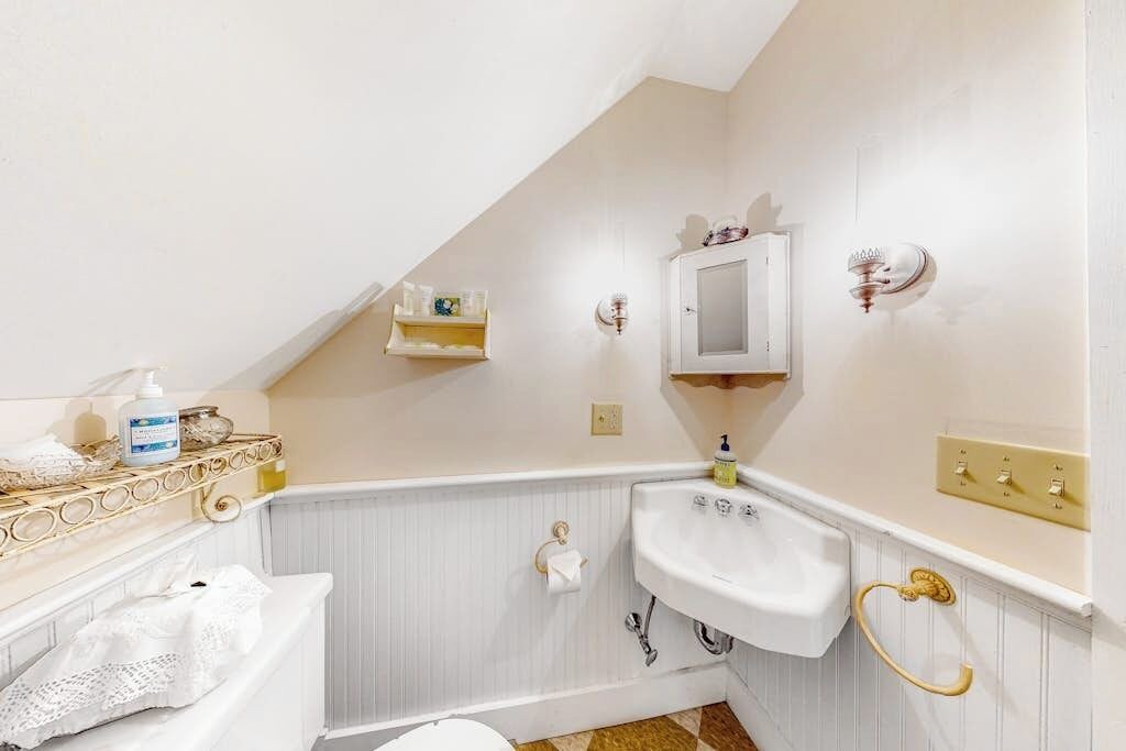 Photo of Bathroom in Lincoln