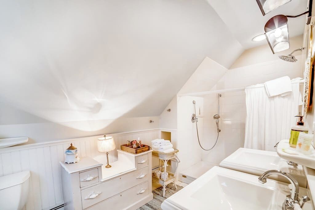 Photo of Bathroom in Lincoln