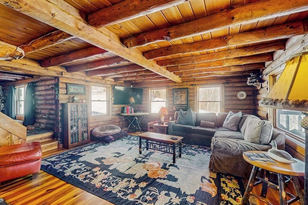Photo of Livingroom in Bethel