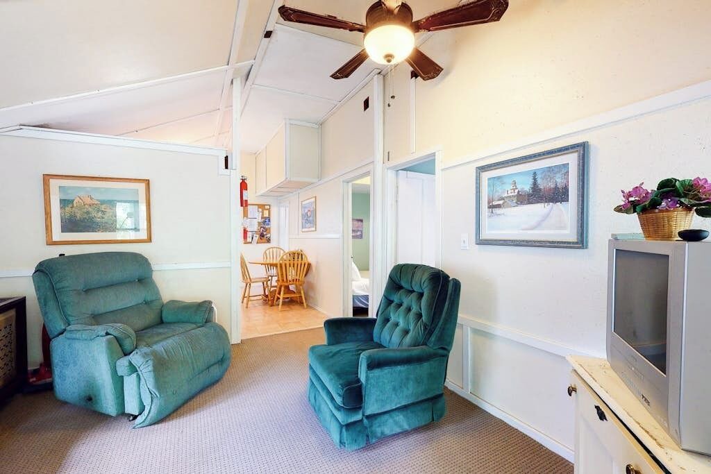 Photo of Livingroom in Poultney