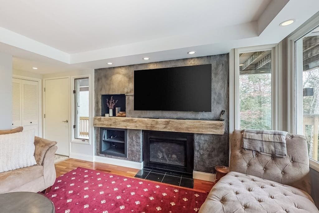 Photo of Livingroom in Warren