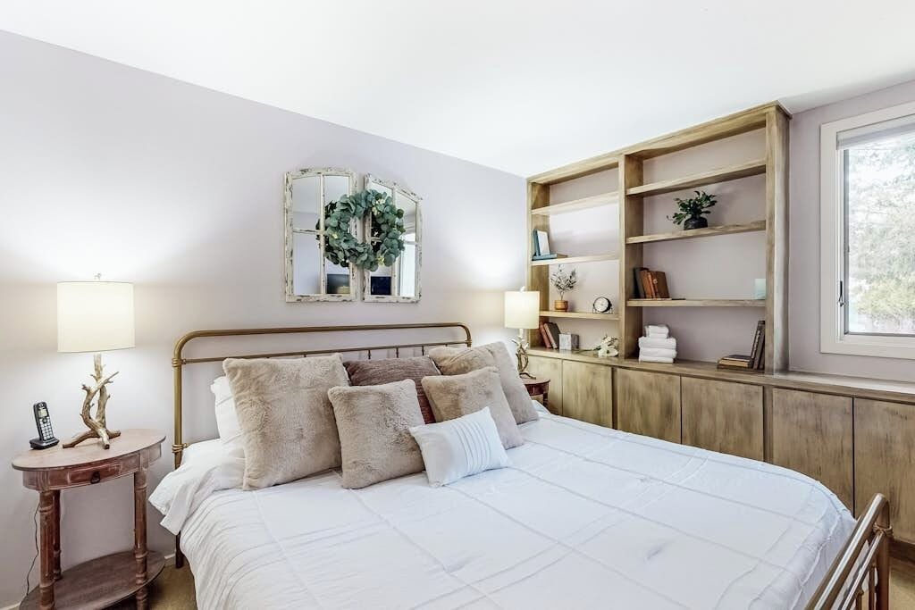 Photo of Bedroom in Warren