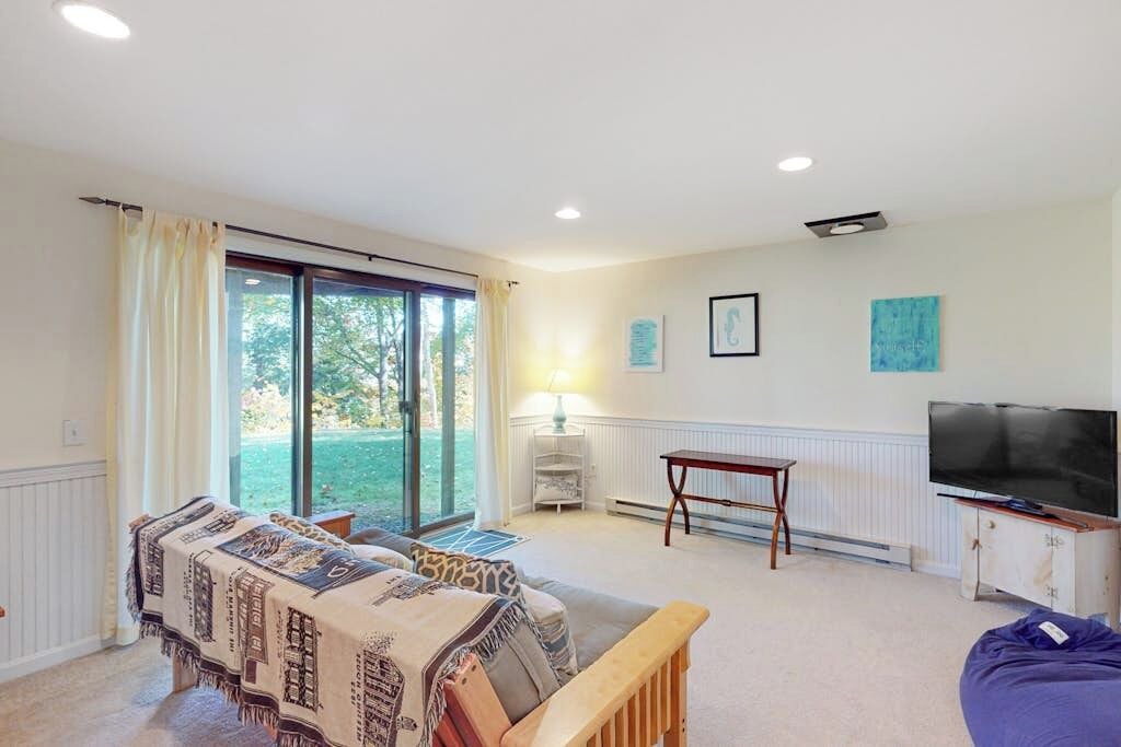 Photo of Livingroom in West Hartford