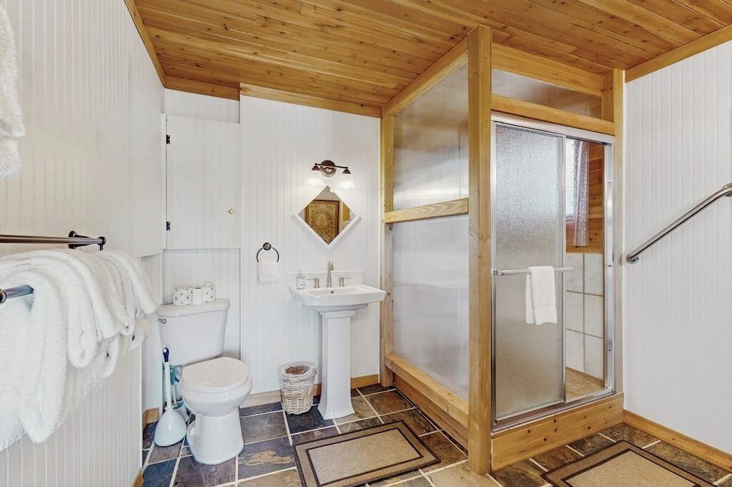 Photo of Bathroom in Pittsfield