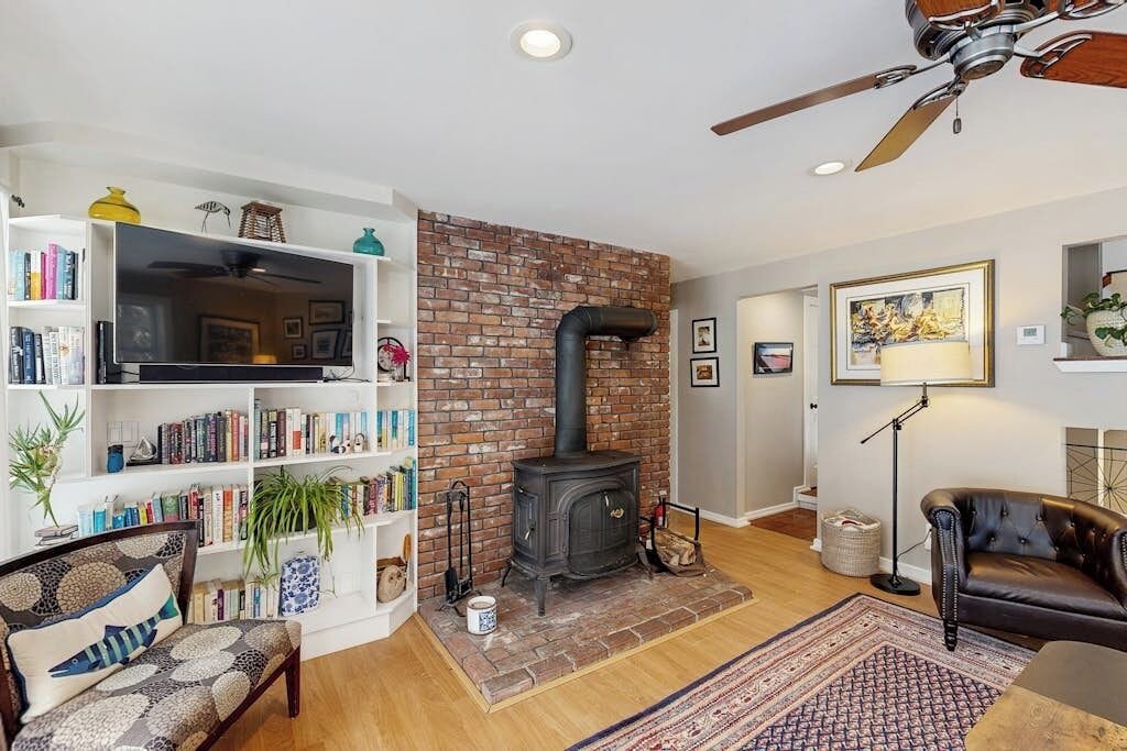 Photo of Livingroom in Newfane
