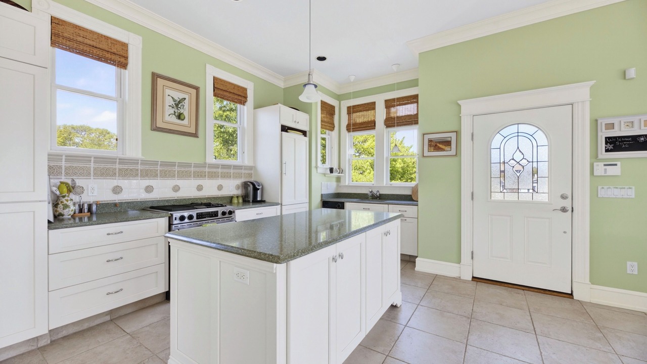 Photo of Kitchen in Watch Hill