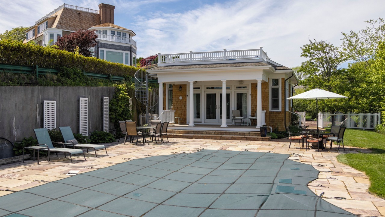 Photo of Outdoor in Watch Hill