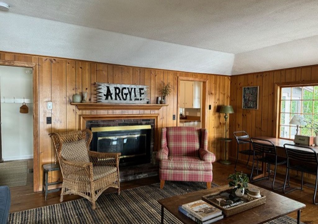 Photo of Livingroom in Elkins