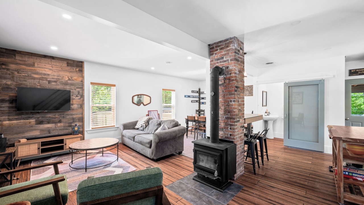 Photo of Livingroom in North Conway