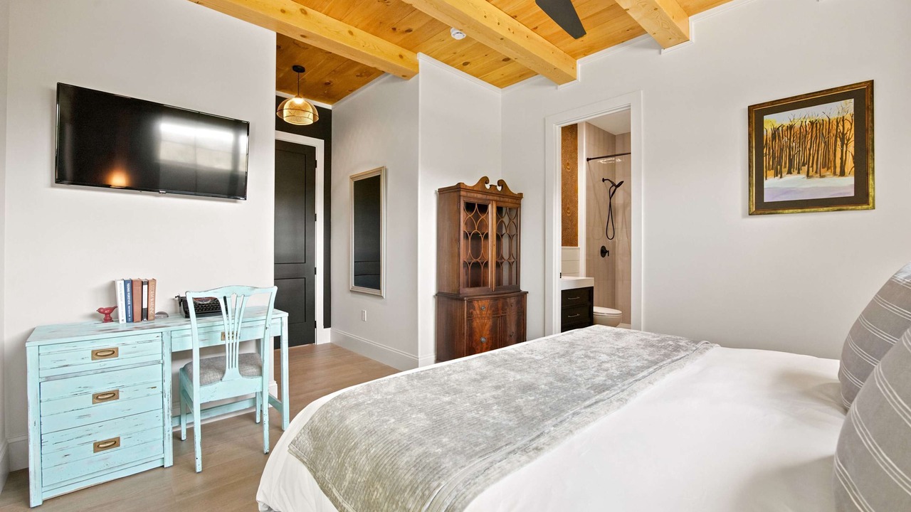 Photo of Bedroom in Mount Sunapee