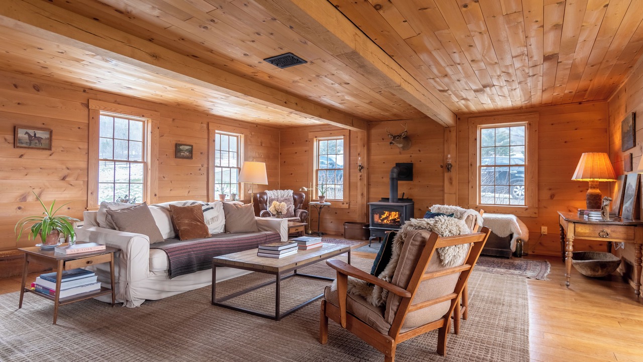 Photo of Livingroom in Harpersfield