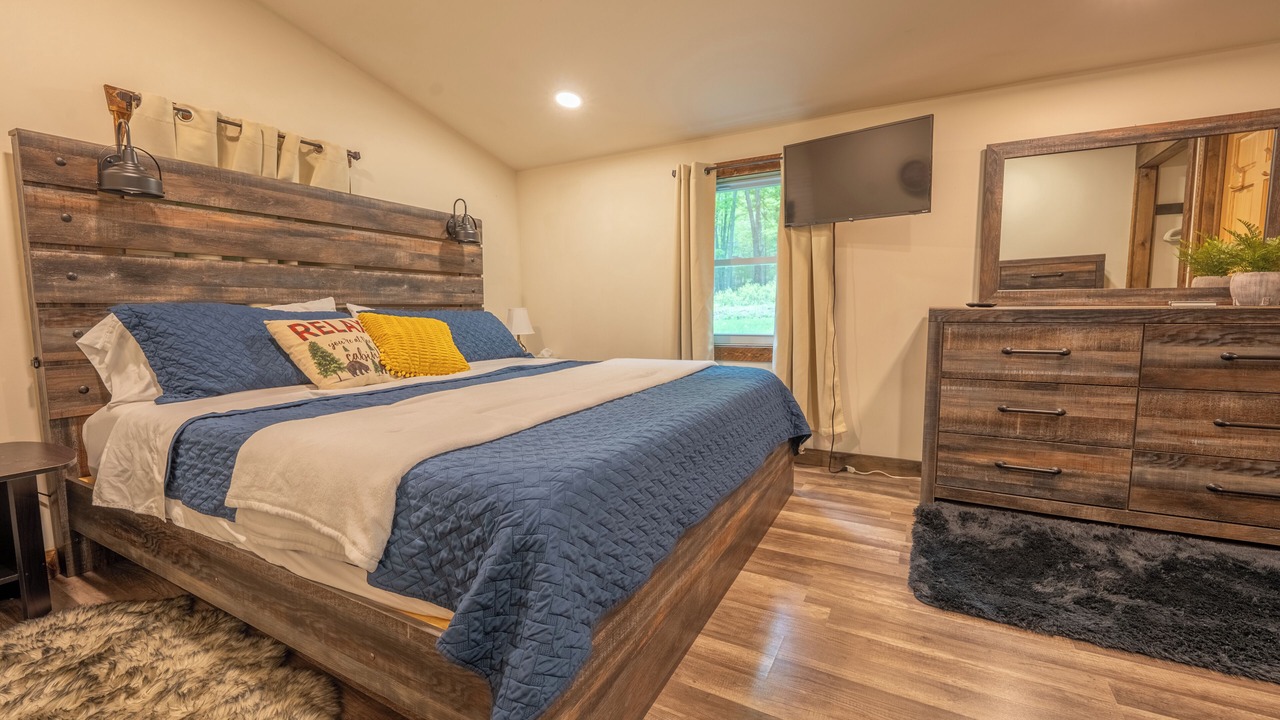 Photo of Bedroom in Montrose