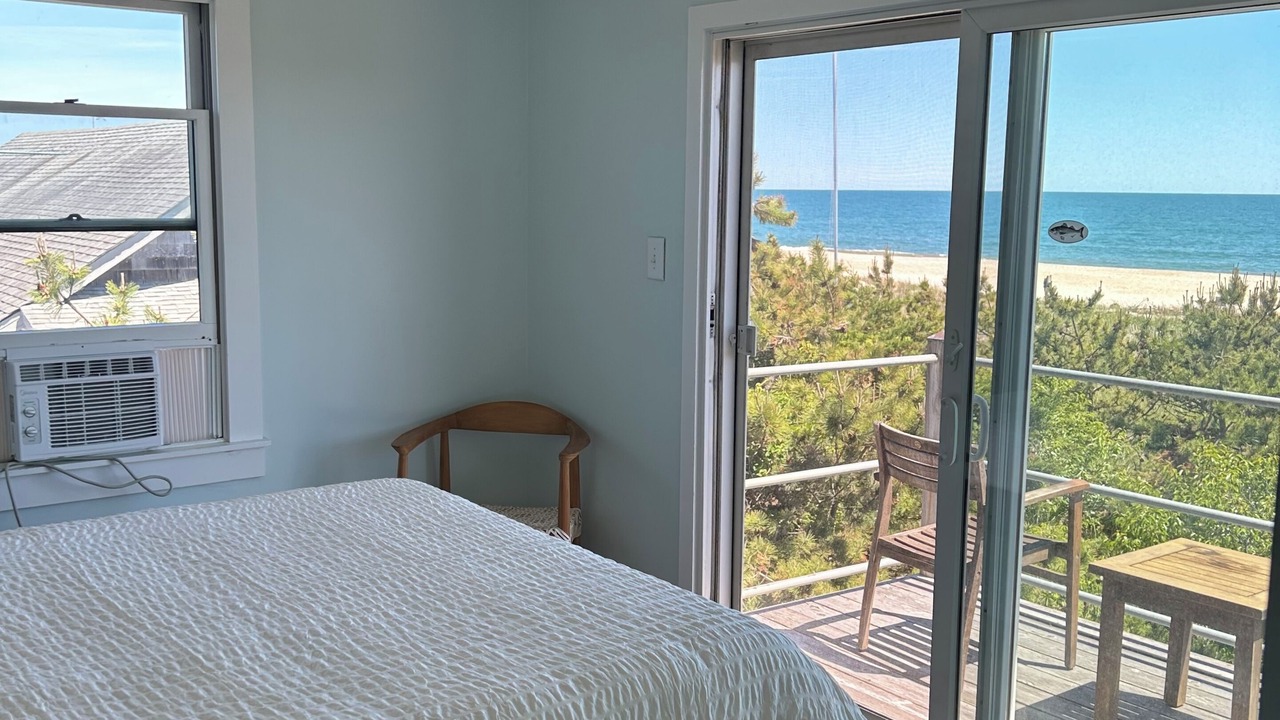 Photo of Bedroom in Cherry Grove