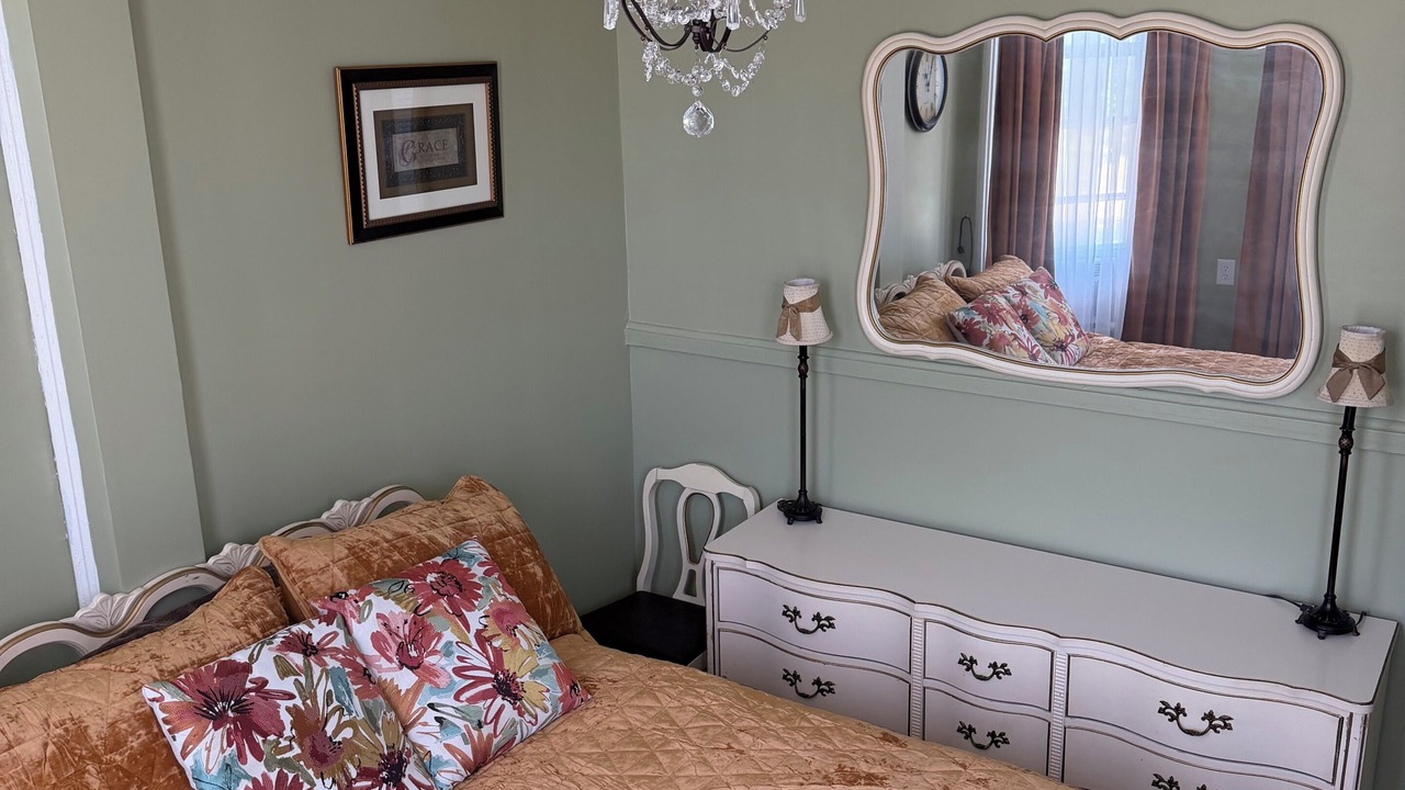 Photo of Bedroom in Oneida
