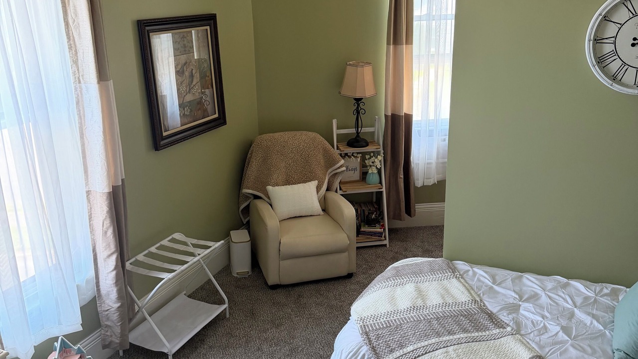 Photo of Bedroom in Oneida