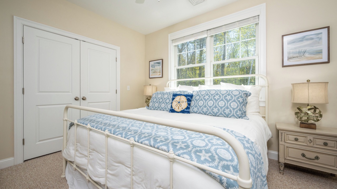 Photo of Bedroom in Arundel