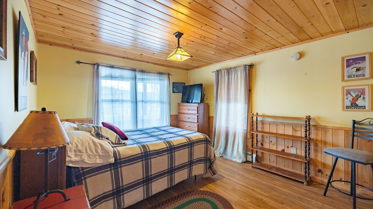 Photo of Bedroom in Greenwood