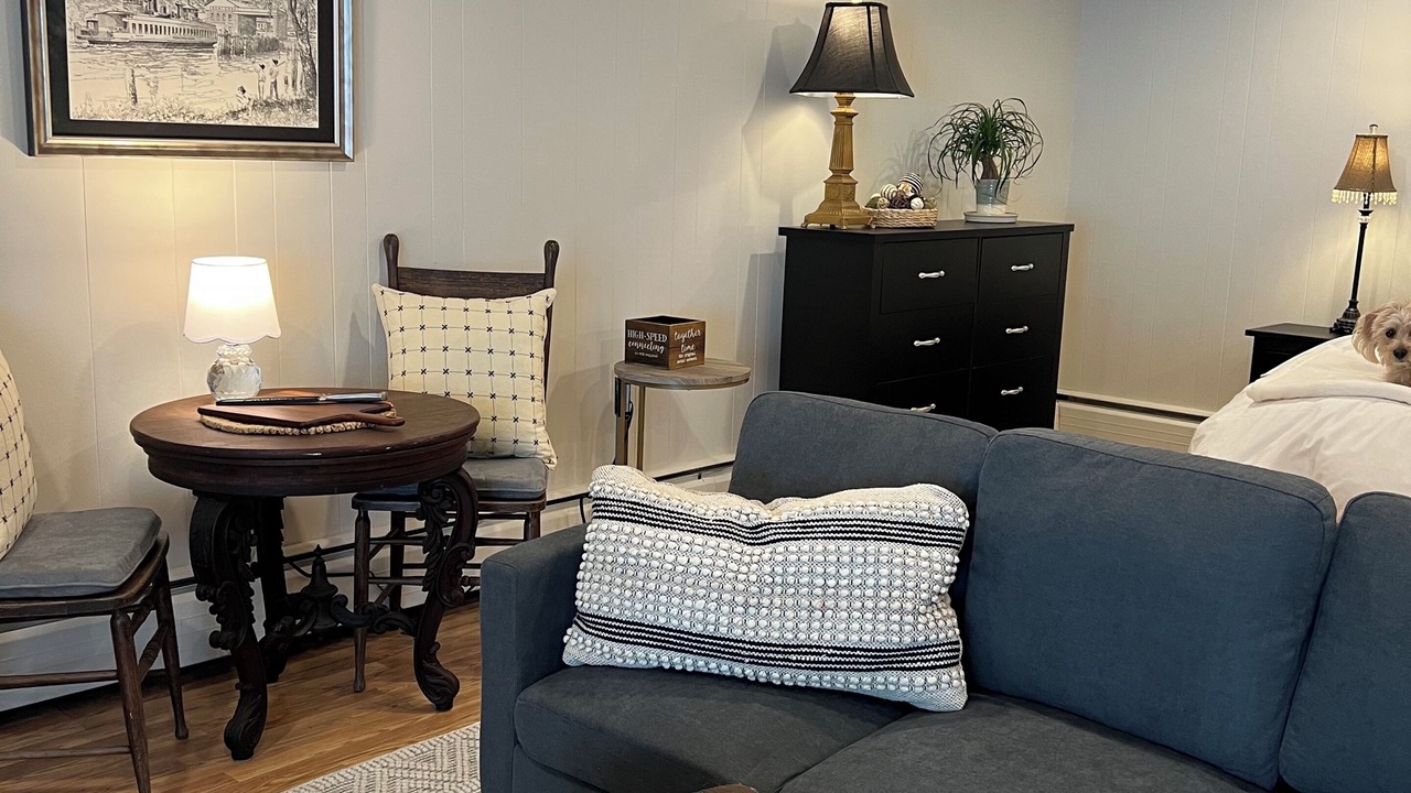 Photo of Livingroom in Beacon