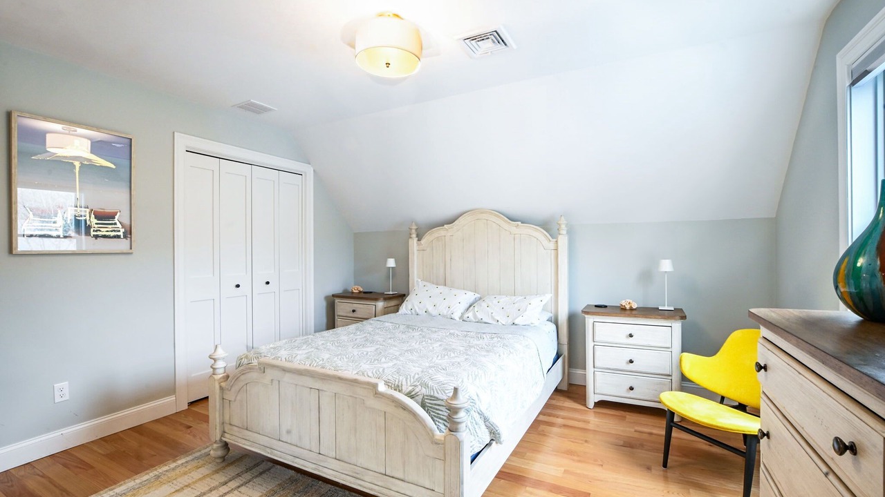 Photo of Bedroom in Mashpee