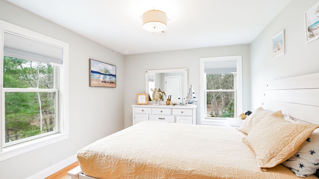Photo of Bedroom in Mashpee