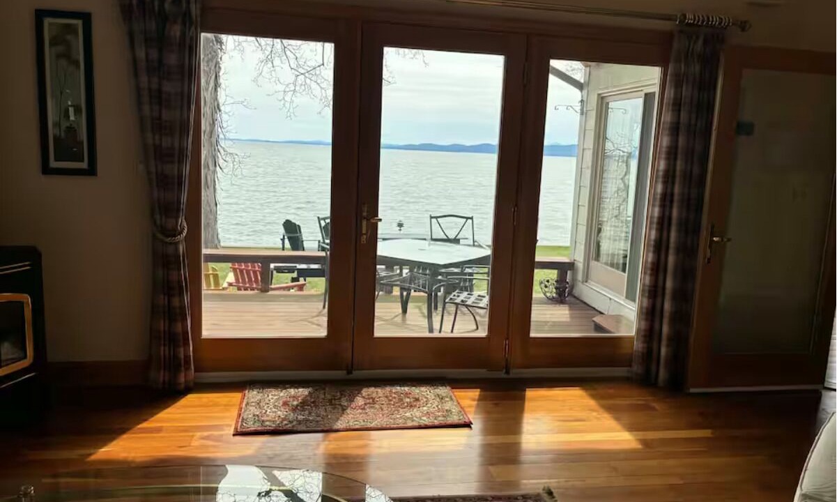 Photo of Others in Malletts Bay