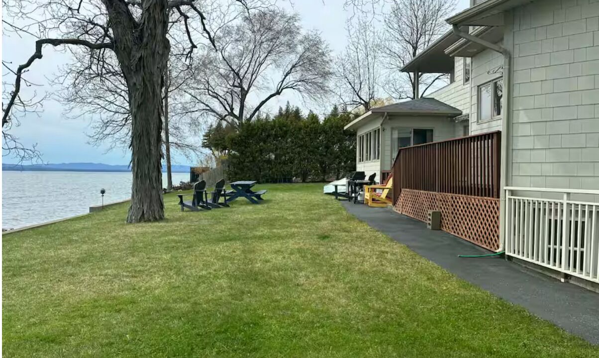 Photo of Outdoor in Malletts Bay