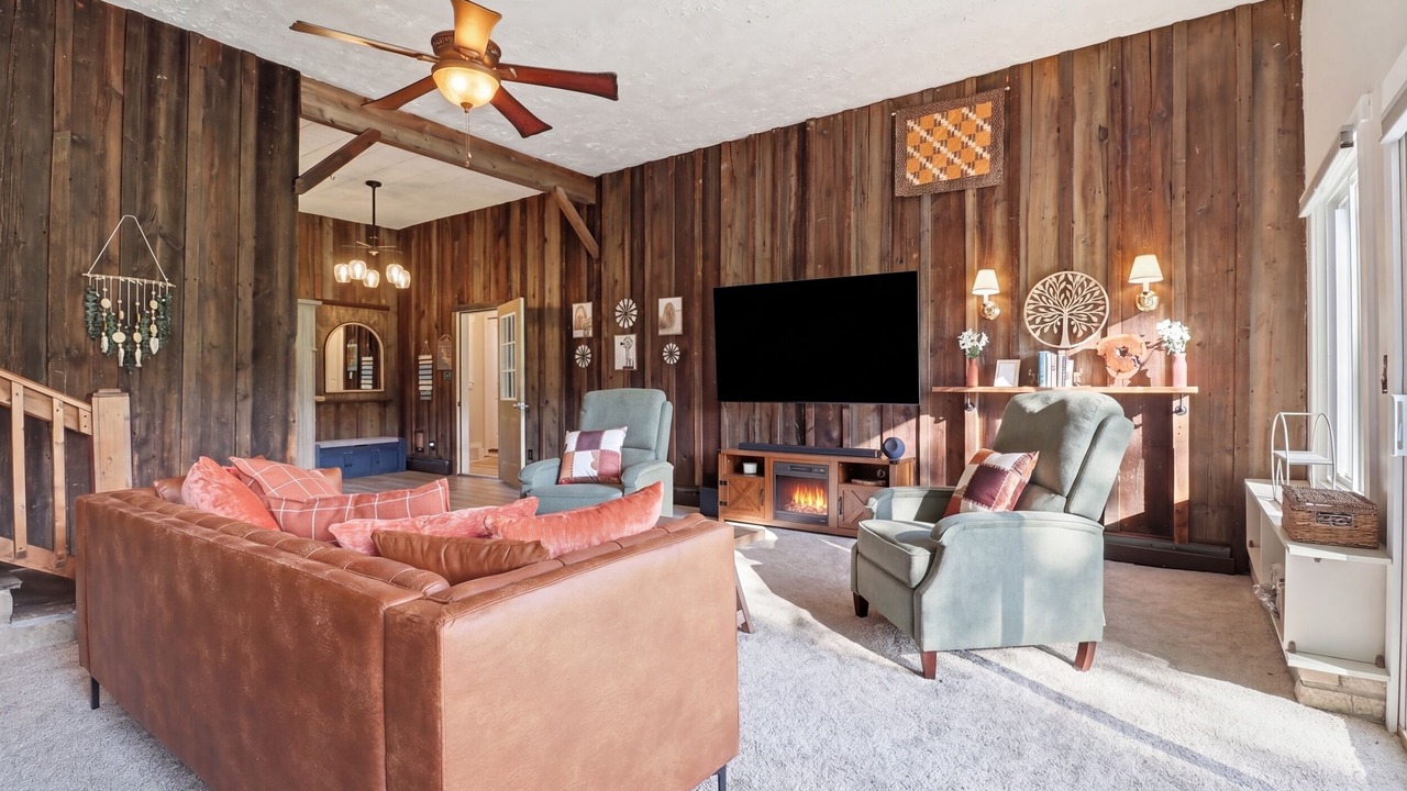 Photo of Livingroom in Montour Falls