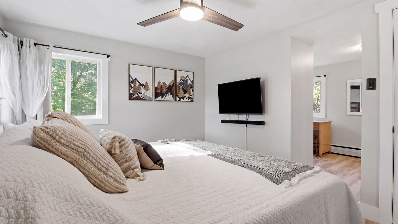 Photo of Bedroom in Montour Falls