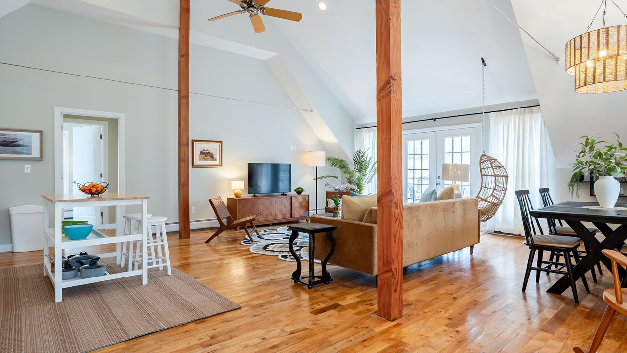 Photo of Livingroom in Scarborough