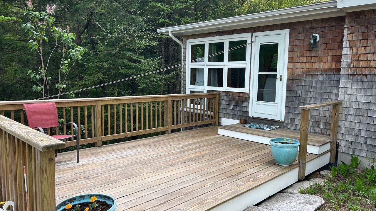Photo of Patio Balcony in Tamworth