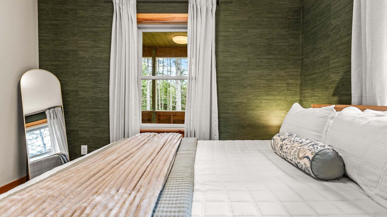 Photo of Bedroom in Blue Hill
