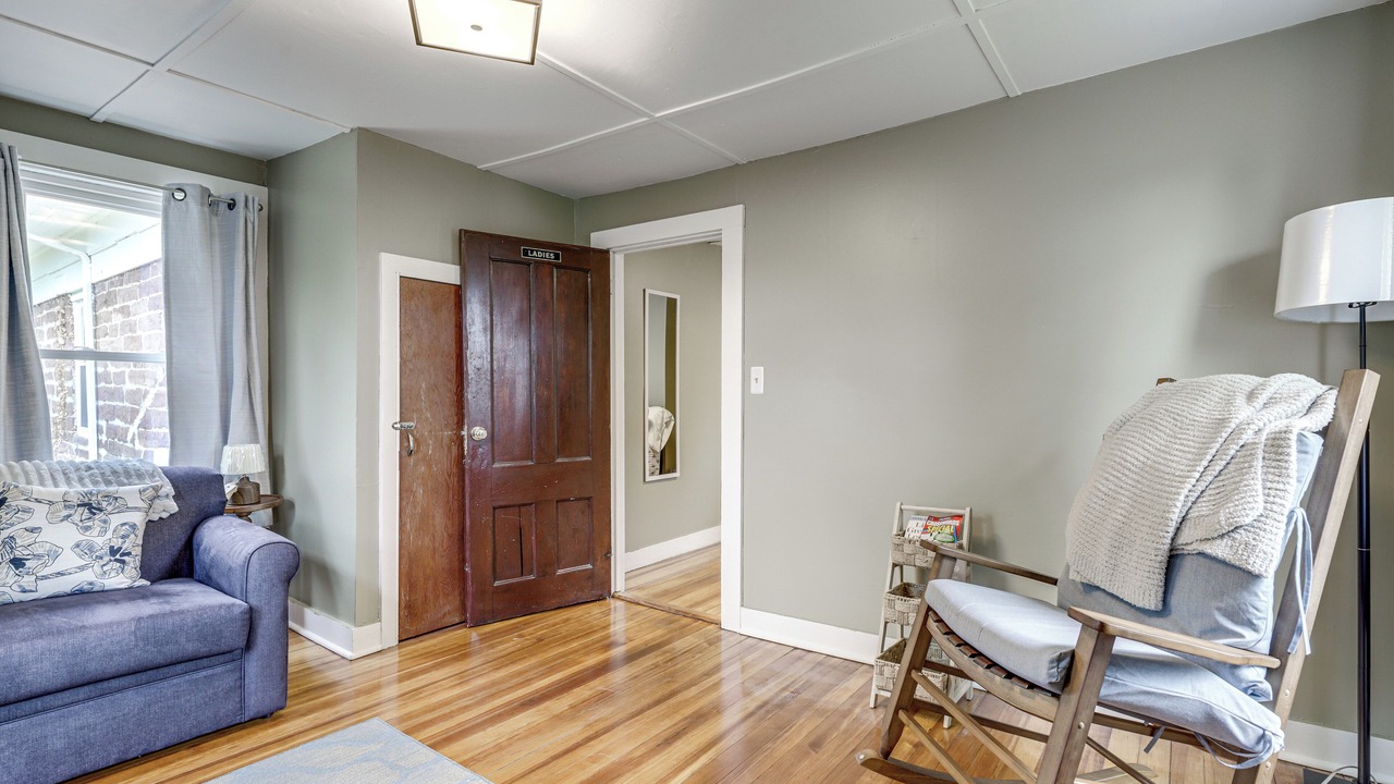 Photo of Livingroom in Middletown