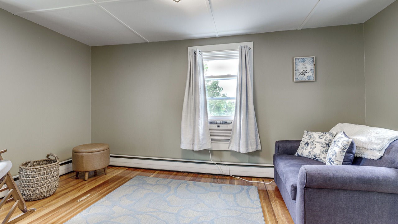 Photo of Bedroom in Middletown