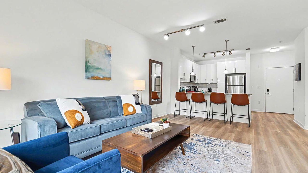Photo of Livingroom in Downtown