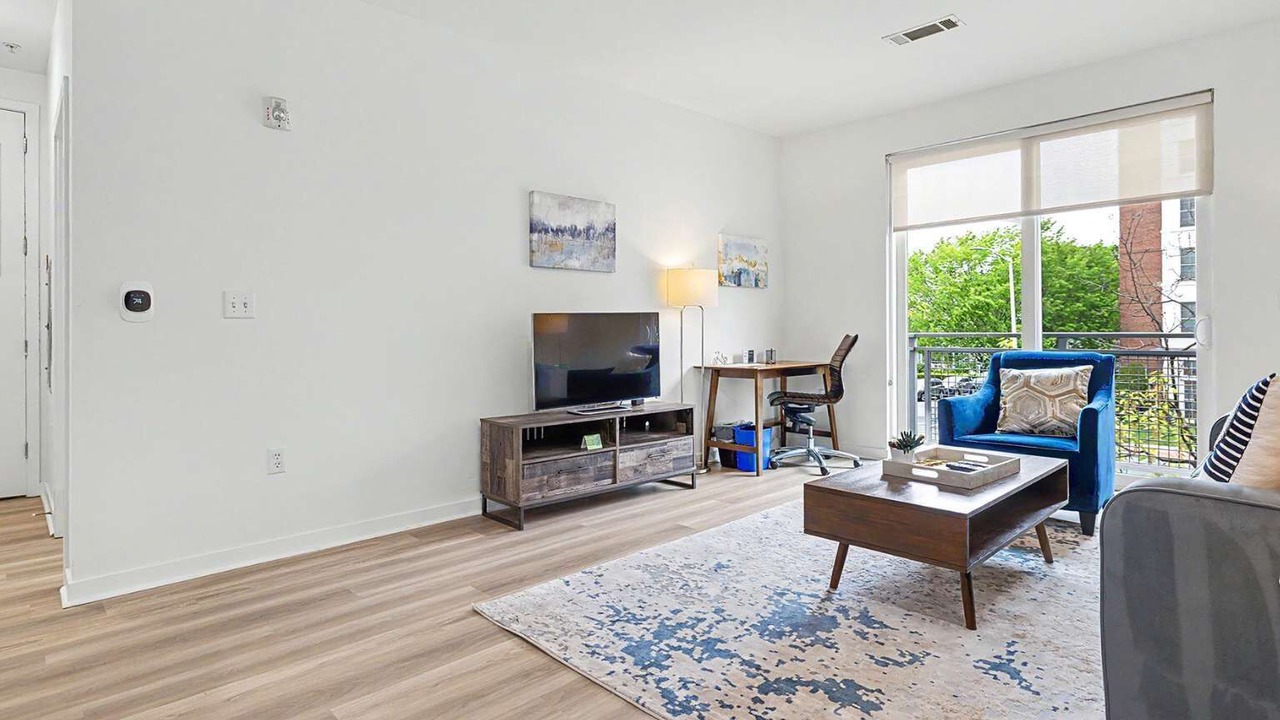 Photo of Livingroom in Downtown