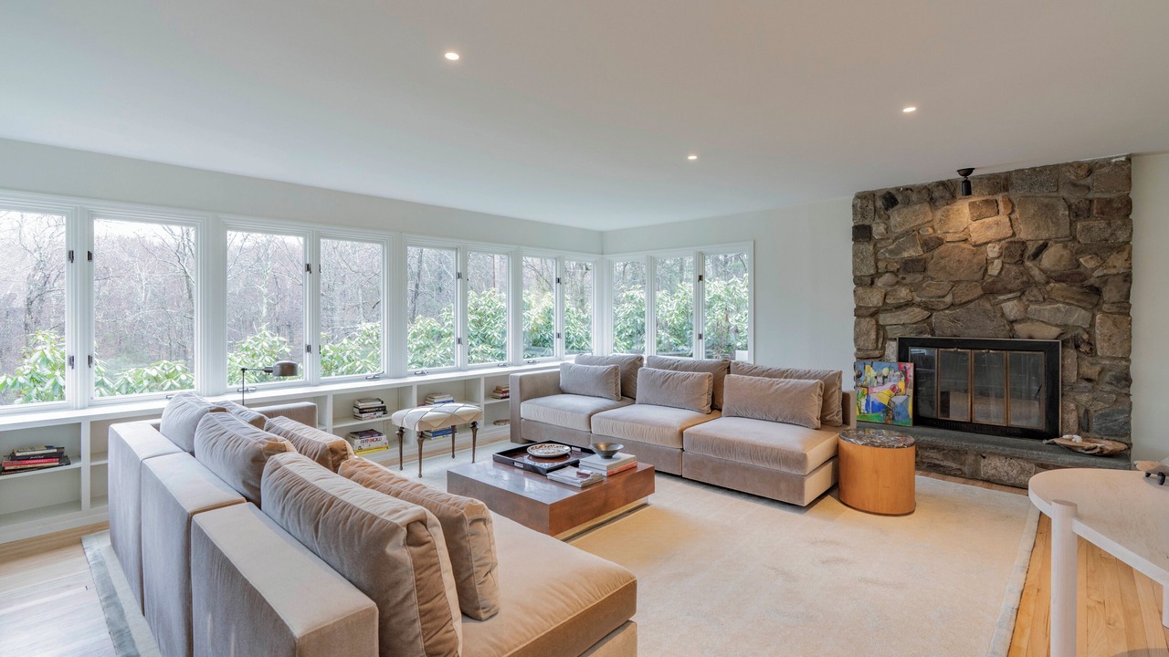 Photo of Livingroom in Rhinebeck
