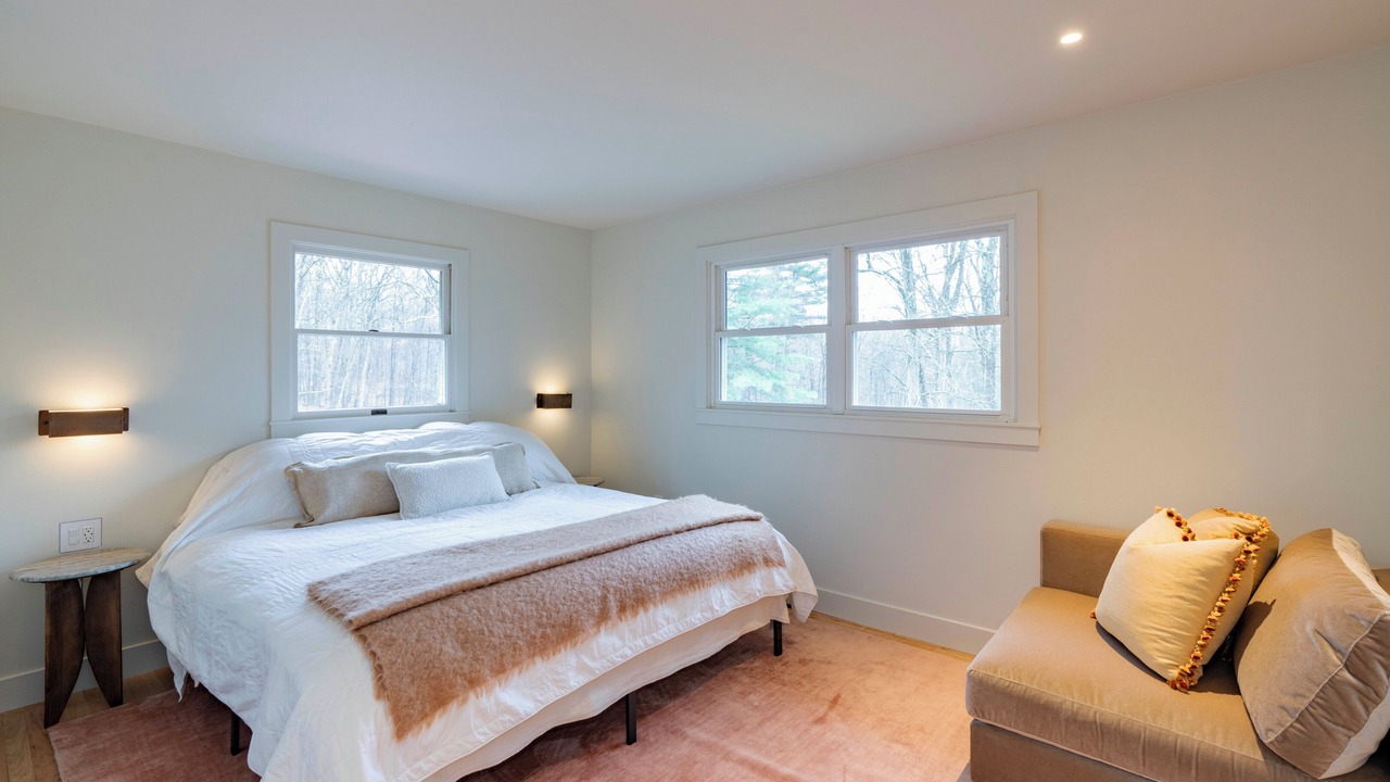 Photo of Bedroom in Rhinebeck