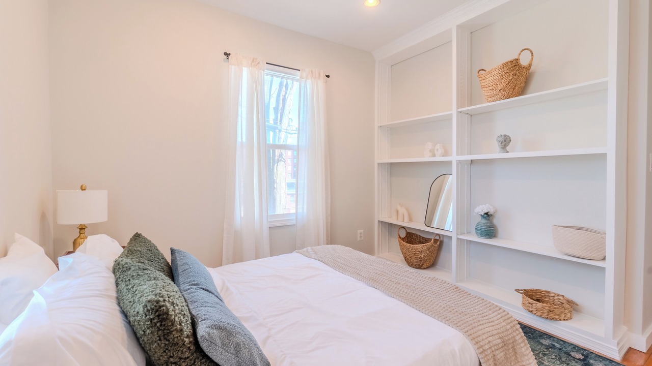 Photo of Bedroom in Somerville