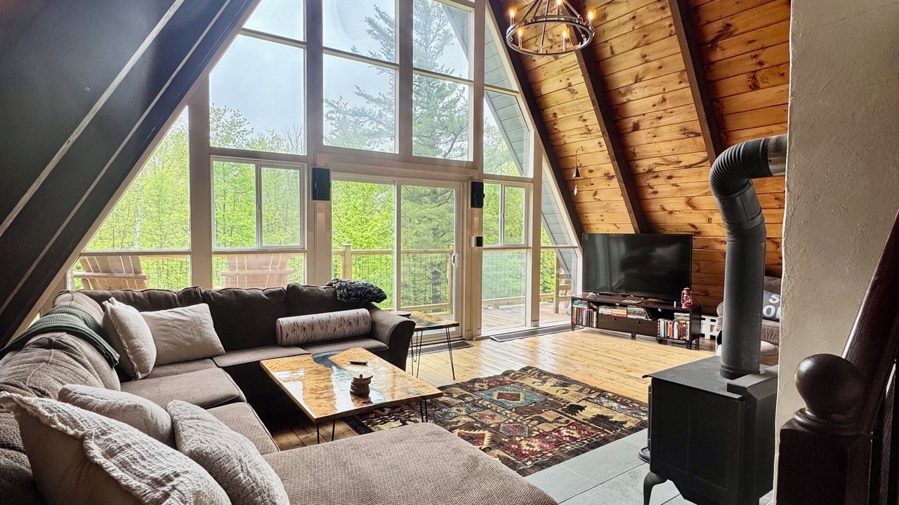Photo of Livingroom in Jeffersonville