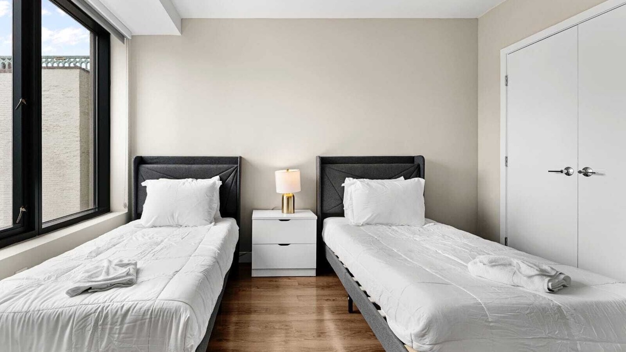 Photo of Bedroom in Bay Village
