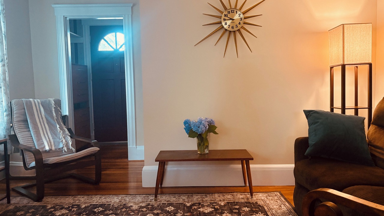 Photo of Livingroom in Swampscott