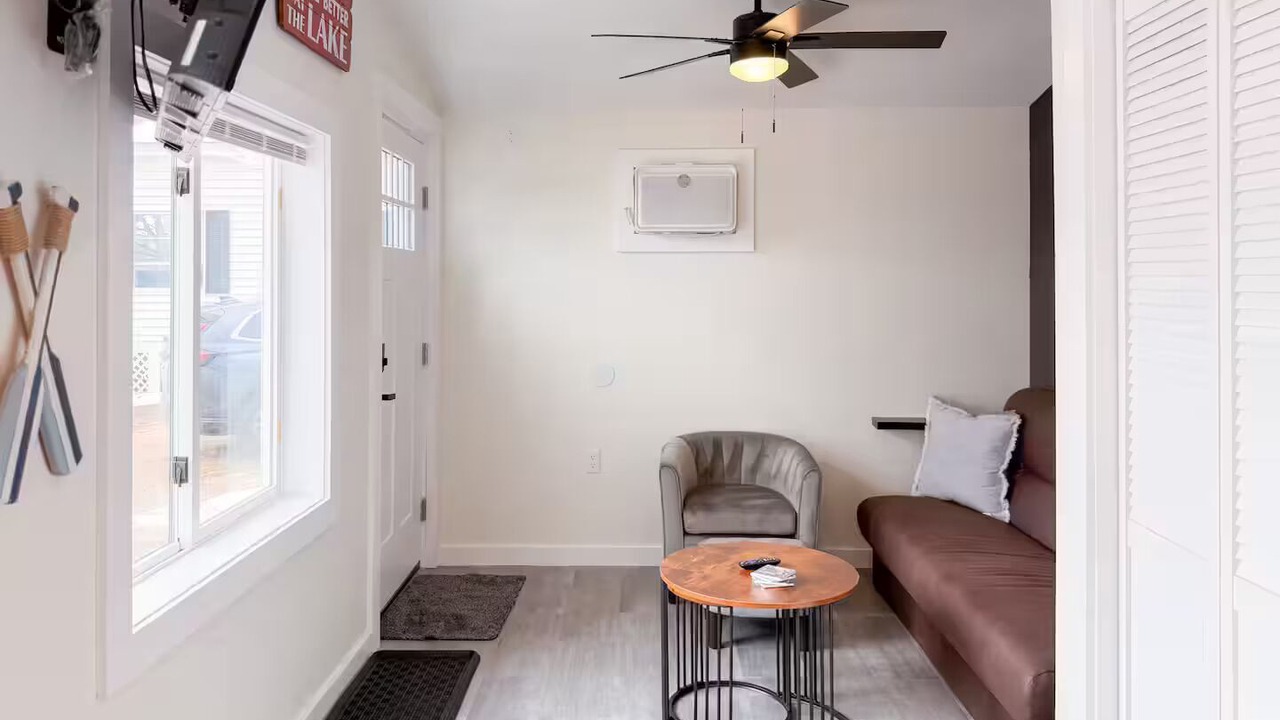 Photo of Livingroom in Winnisquam