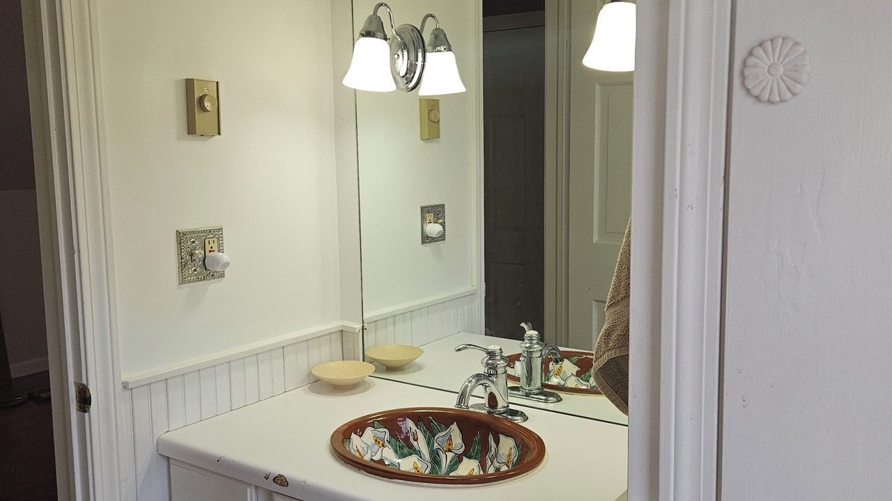Photo of Bathroom in Old Lyme