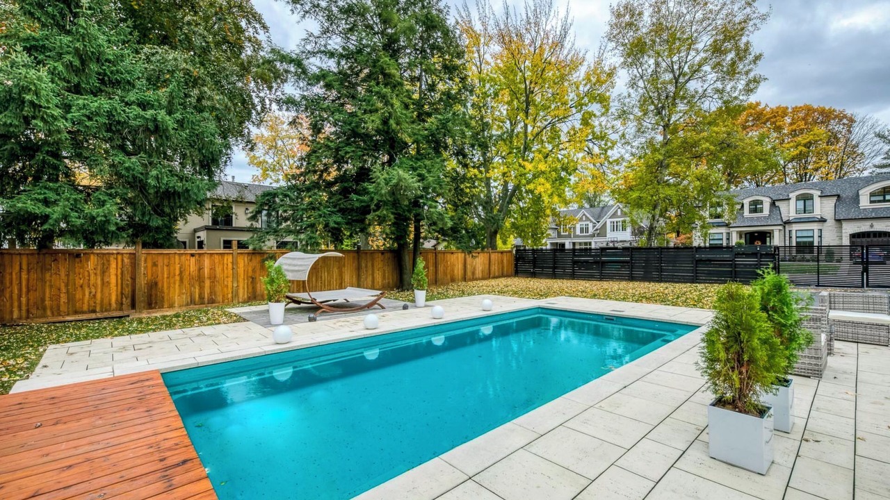 Photo of Outdoor in West Oakville