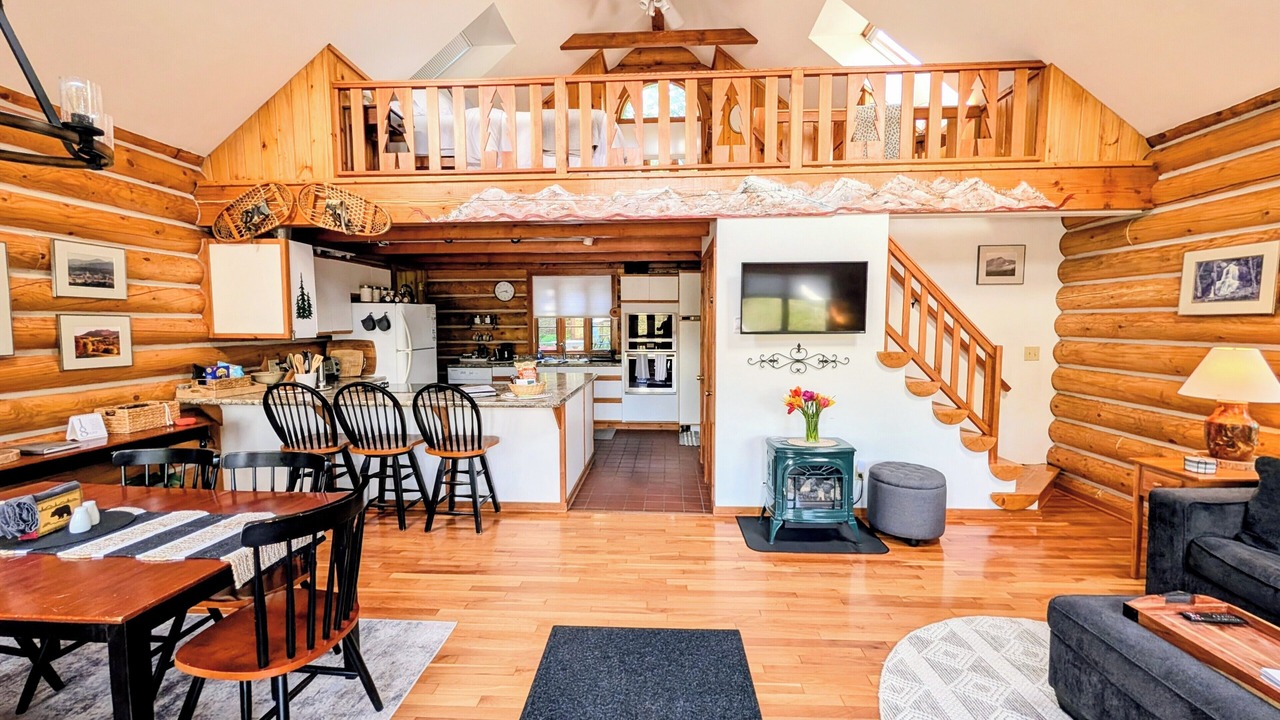 Photo of Livingroom in Warren