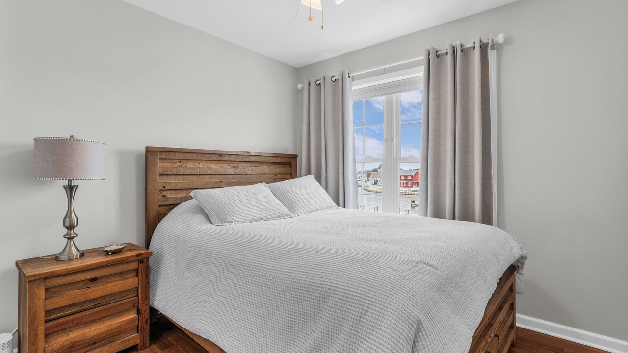 Photo of Bedroom in Ortley Beach