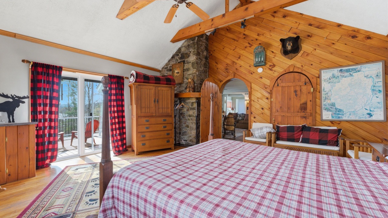 Photo of Bedroom in Lake George