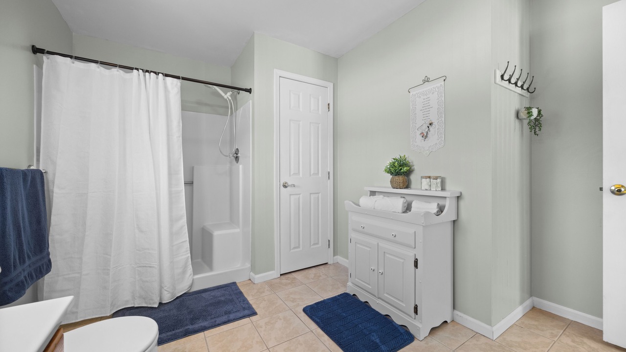 Photo of Bathroom in Town of Benton